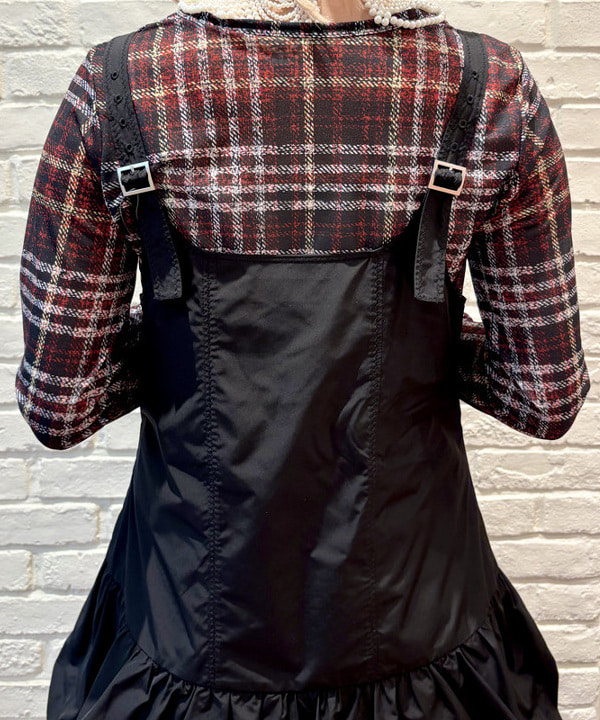 はっとりさんの「BEAMS WOMEN｜タフタ バルーン ミニ ワンピース」を使ったコーディネート