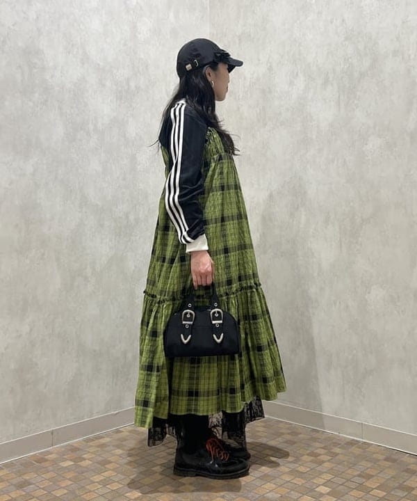 Sakiさんの「BEAMS WOMEN｜チェック ティアード キャミ ワンピース」を使ったコーディネート