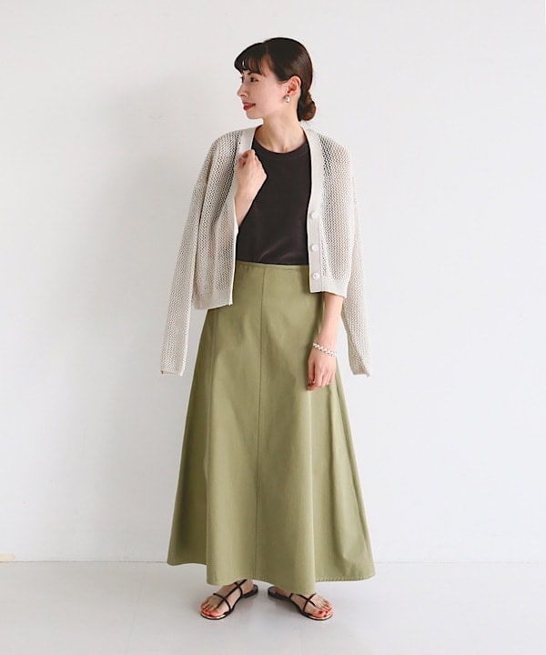shibataさんの「BEAMS WOMEN｜ギマコットン Vネック カーディガン」を使ったコーディネート
