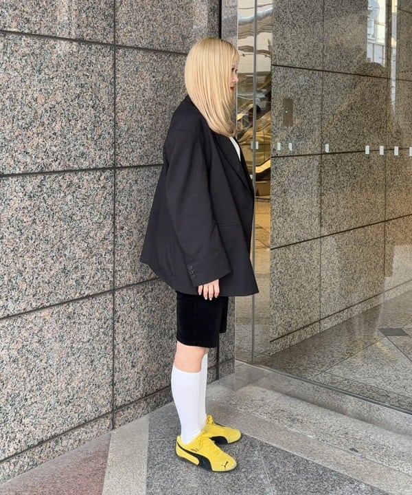 福田 まみさんの「BEAMS WOMEN｜maturely / カシュクール ストラップ ロング スリーブ」を使ったコーディネート