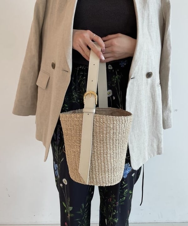 SAKAIさんの「BEAMS WOMEN｜ダブルブレスト リネン ジャケット」を使ったコーディネート