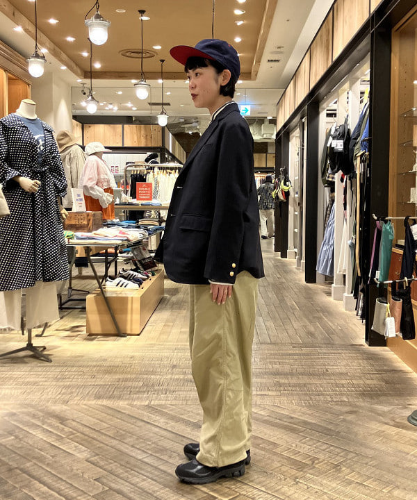葵さんの「BEAMS WOMEN｜【別注】NEW ERA / 950 スナップ バック 2トーン キャップ」を使ったコーディネート