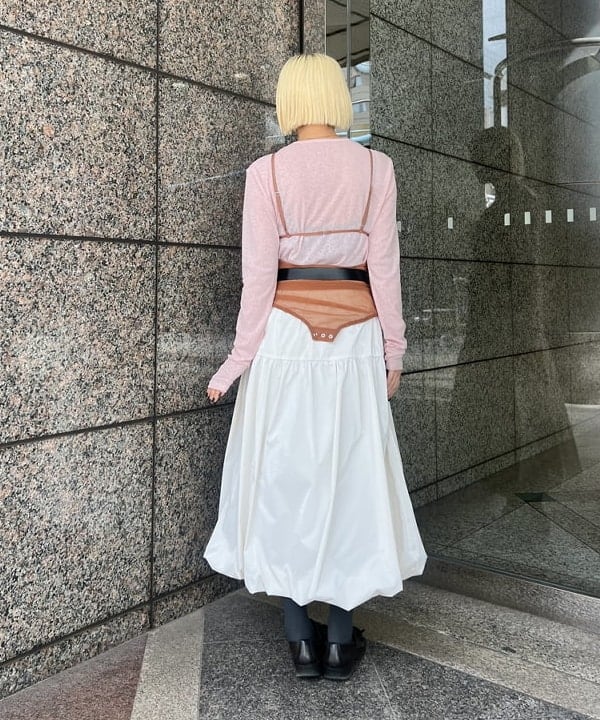 あさひさんの「BEAMS WOMEN｜グロッシー バルーン スカート」を使ったコーディネート