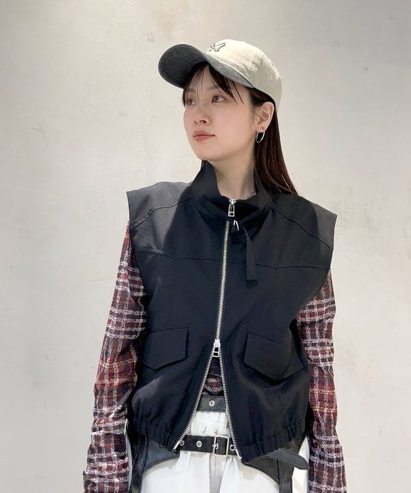 カタヤマ アヤさんの「BEAMS WOMEN｜シアー プリント クルーネック Tシャツ」を使ったコーディネート