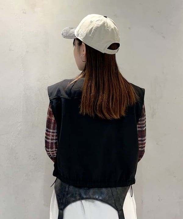 カタヤマ アヤさんの「BEAMS WOMEN｜シアー プリント クルーネック Tシャツ」を使ったコーディネート