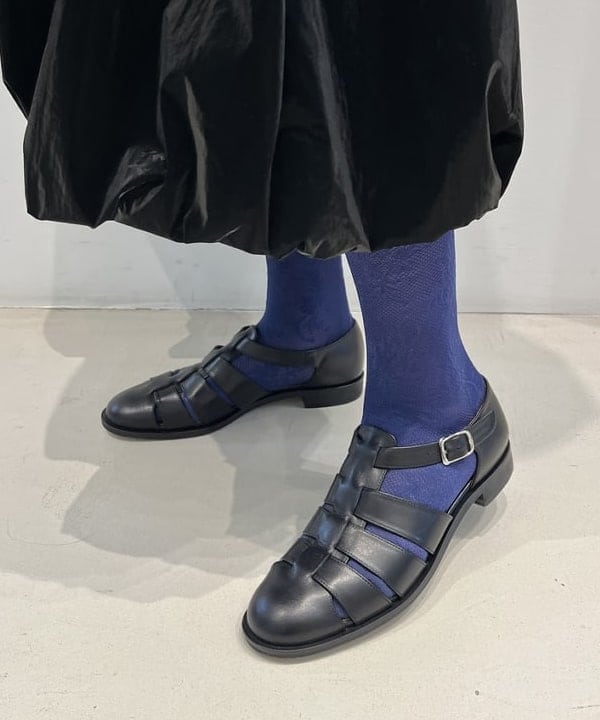 神坂 莉子さんの「BEAMS WOMEN｜アーム ギャザー MA-1 ブルゾン」を使ったコーディネート