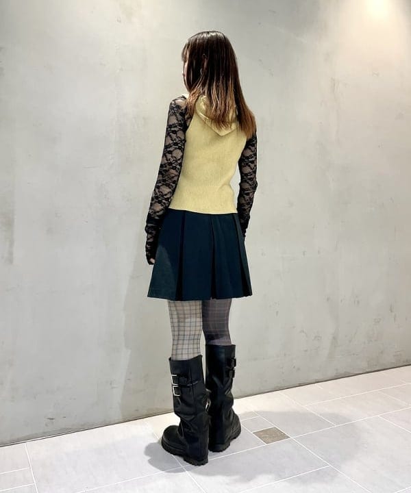 カタヤマ アヤさんの「BEAMS WOMEN｜キルティング ノーカラー ブルゾン」を使ったコーディネート