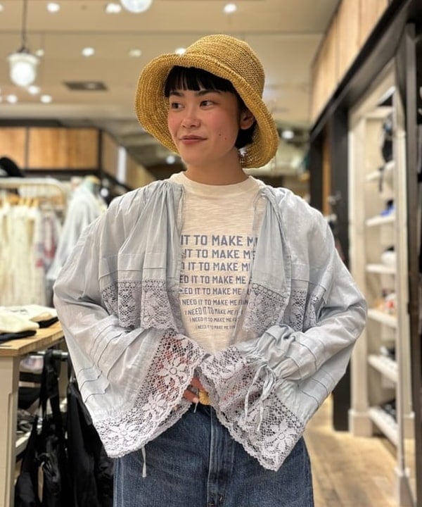 葵さんの「BEAMS WOMEN｜【別注】orSlow / ワイド フィット デニム パンツ」を使ったコーディネート
