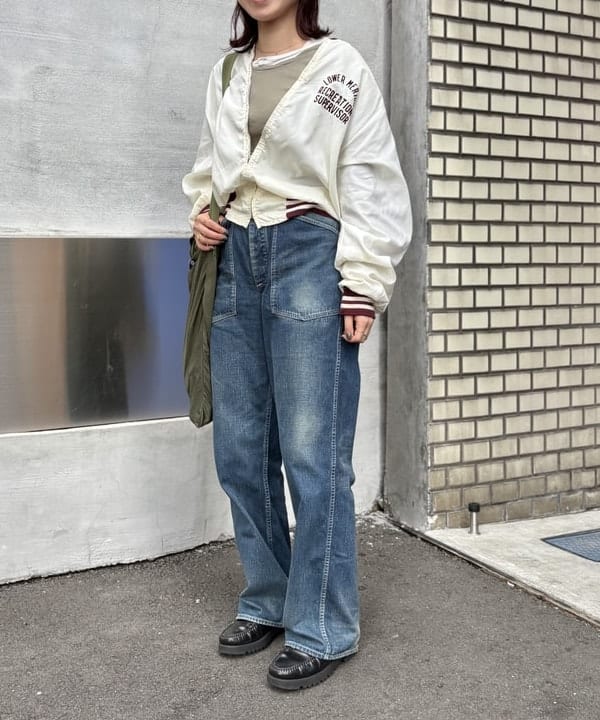 SHINAGAWAさんの「BEAMS WOMEN｜【別注】BUZZ RICKSON’s / USED USARMY PANTS」を使ったコーディネート