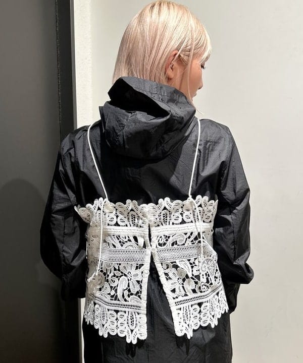佐藤 亜美さんの「BEAMS WOMEN｜チェック ティアード キャミ ワンピース」を使ったコーディネート