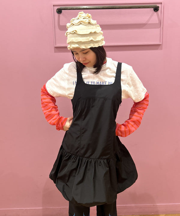 リズさんの「BEAMS WOMEN｜フリル ニット ビーニー」を使ったコーディネート