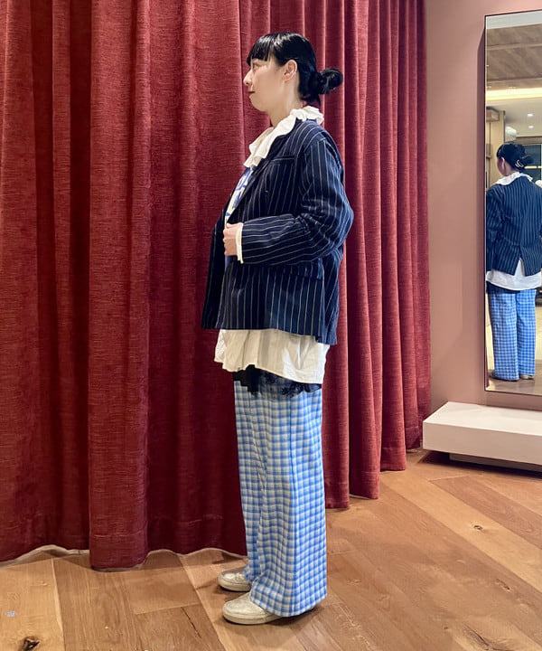 すぎやま えみさんの「ピンストライプ ダブル ジャケット」を使ったコーディネート