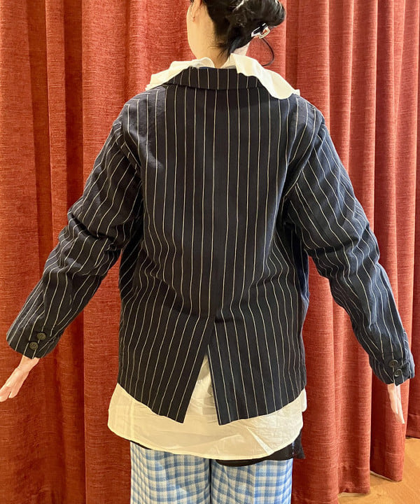 すぎやま えみさんの「ピンストライプ ダブル ジャケット」を使ったコーディネート