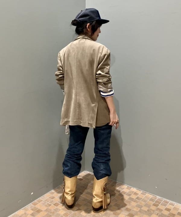 小原 もこさんの「BEAMS WOMEN｜ナバルボーダー ビッグ ボートネック カットソー」を使ったコーディネート