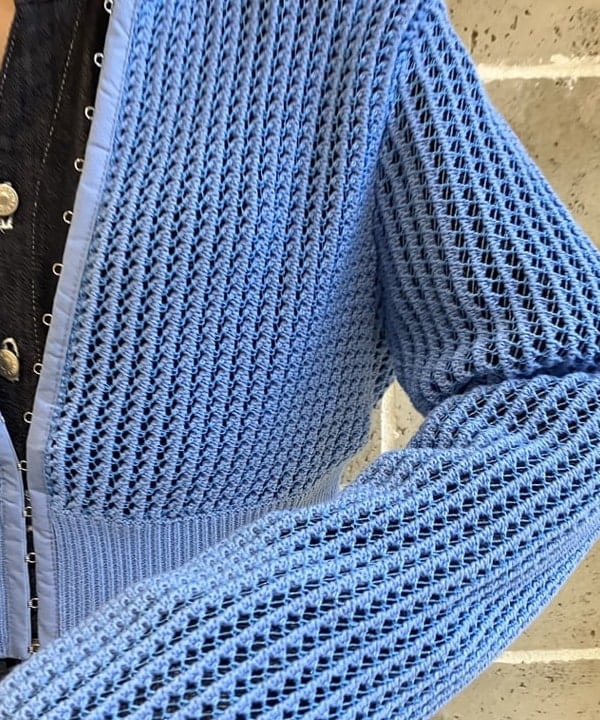 Hazukiさんの「BEAMS WOMEN｜メッシュフロントホック カーディガン」を使ったコーディネート