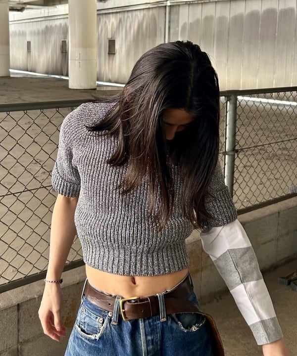 翔さんの「BEAMS WOMEN｜AK+1 / ショート ラメ ニット」を使ったコーディネート