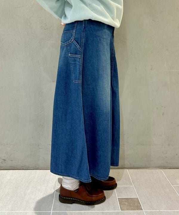 スミレさんの「BEAMS WOMEN｜orSlow / 30's ペインター ロング デニム スカート」を使ったコーディネート