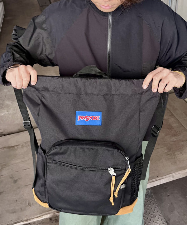 槙山 賢斗さんの「BEAMS WOMEN｜クレイジー トラックトップ ブルゾン」を使ったコーディネート