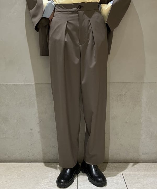 nodokaさんの「BEAMS WOMEN｜スラッシュスリーブ Vネック ジャケット」を使ったコーディネート