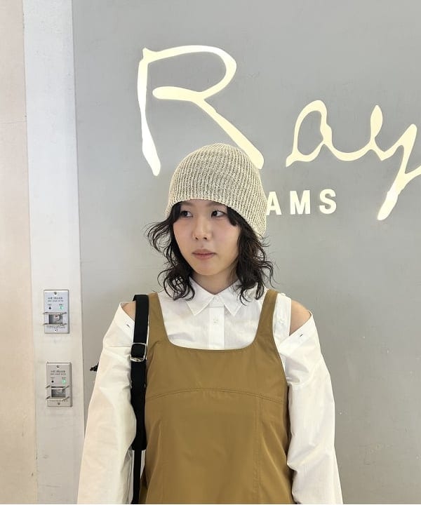 ヒナさんの「BEAMS WOMEN｜ショルダー オープン シャツ」を使ったコーディネート