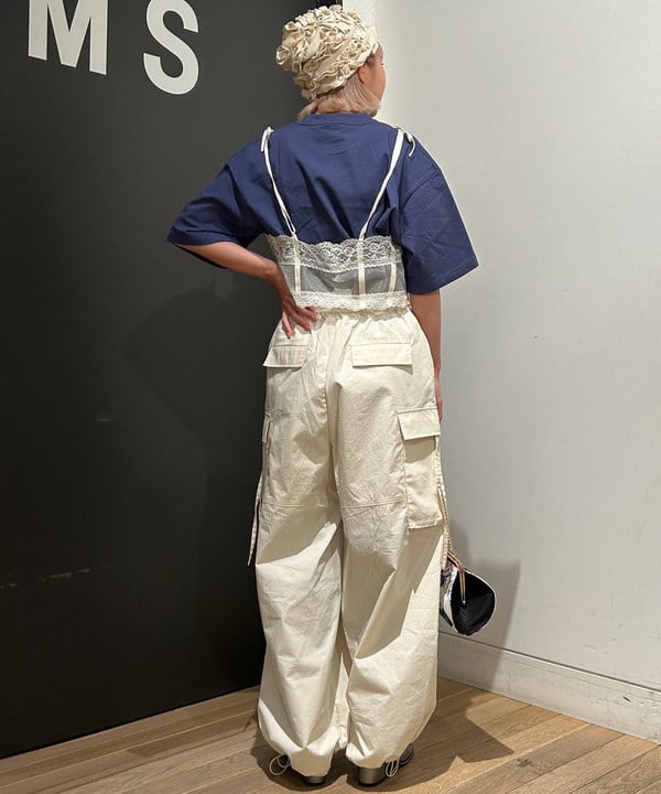 佐藤 亜美さんの「BEAMS WOMEN｜Lee / BULLDOG PRINT S/S TEE」を使ったコーディネート