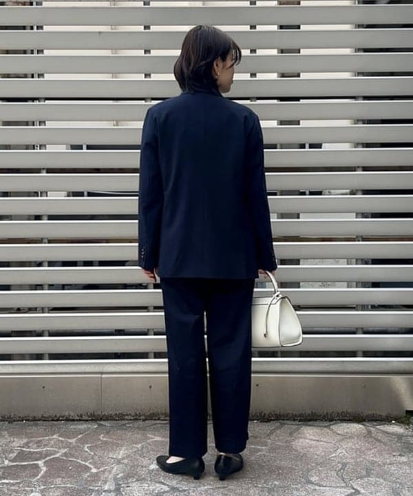 岡 妃呂美さんの「BEAMS WOMEN｜Oggi &times; Demi-Luxe BEAMS / ボクシー テーラードジャケット」を使ったコーディネート