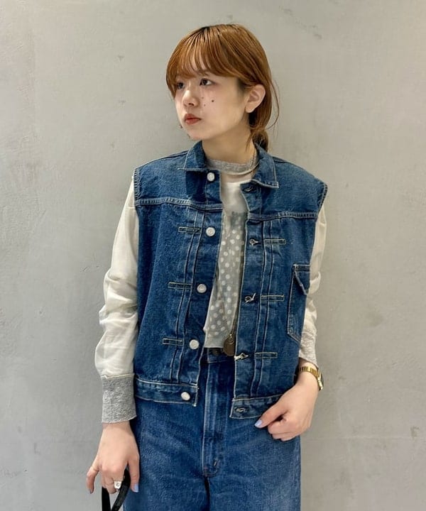 ナツハさんの「BEAMS WOMEN｜【別注】orSlow / ワイド フィット デニム パンツ」を使ったコーディネート