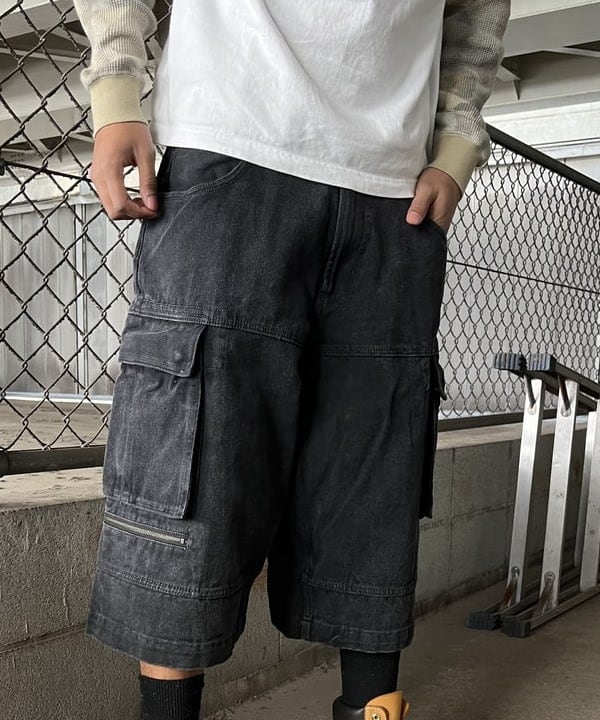 NADEL ナデールさんの「BEAMS WOMEN｜フェード カーゴパンツ」を使ったコーディネート