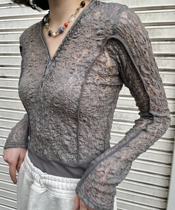 神坂 莉子さんの「BEAMS WOMEN｜【別注】Champion / ロングスカート」を使ったコーディネート