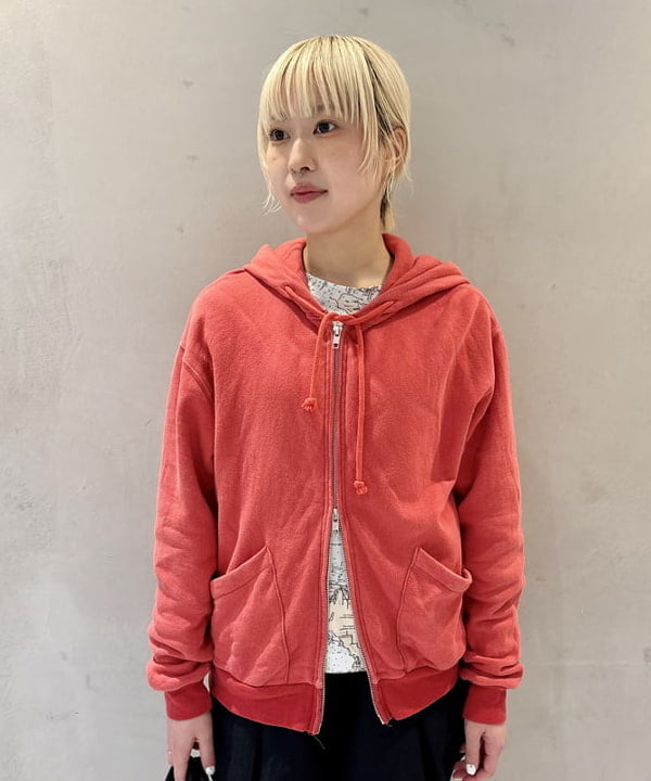 amaさんの「BEAMS WOMEN｜【別注】FRED PERRY / Pleated Shorts」を使ったコーディネート