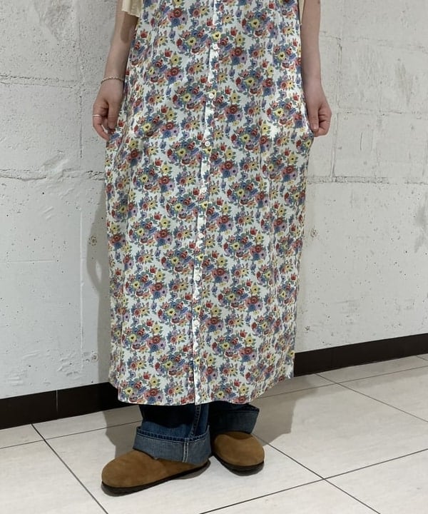 モモさんの「BEAMS WOMEN｜リバティ ベルト ノースリーブ ワンピース」を使ったコーディネート