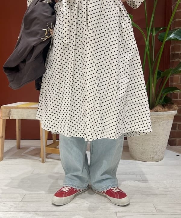エノモト アミさんの「BEAMS WOMEN｜テーラー東洋 / Mid 1960s Style Cotton Rayon Vietnam Jacket」を使ったコーディネート