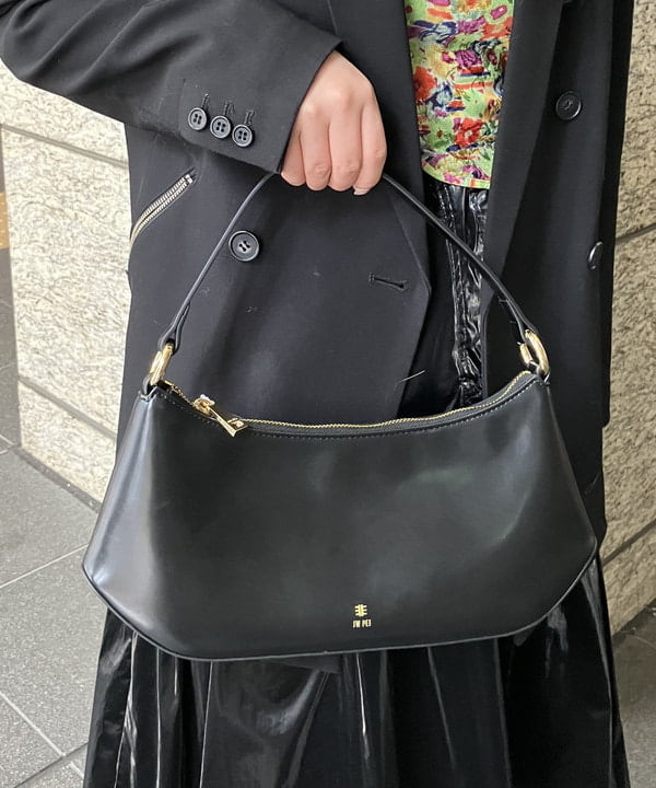 リズさんの「BEAMS WOMEN｜」を使ったコーディネート