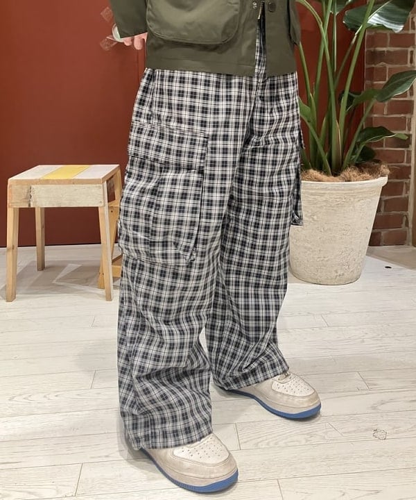 ディクソン 太陽さんの「BEAMS WOMEN｜【別注】Barbour / BEDALE New Barbour Tech Classic Fit」を使ったコーディネート