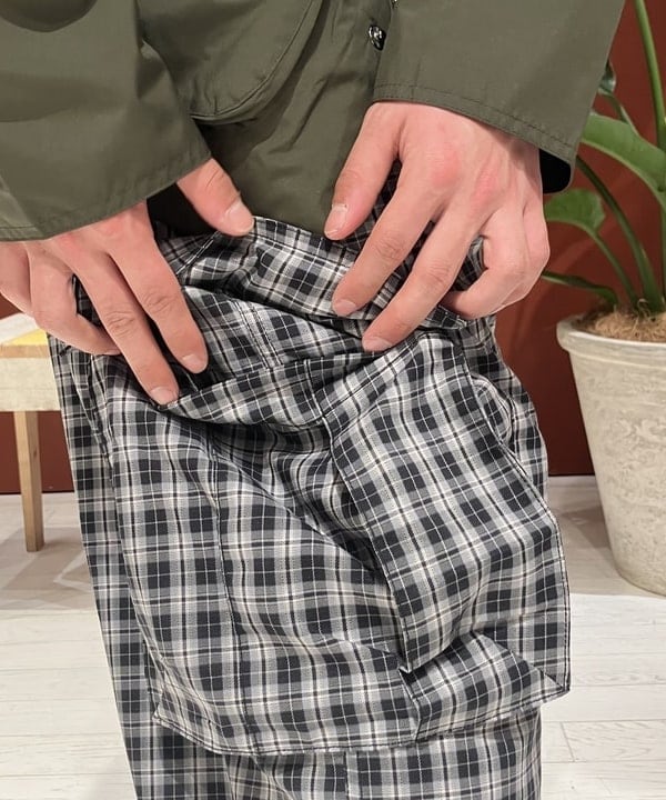 ディクソン 太陽さんの「BEAMS WOMEN｜【別注】Barbour / BEDALE New Barbour Tech Classic Fit」を使ったコーディネート