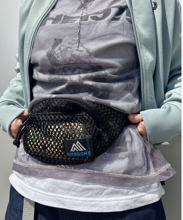 みりさんの「【別注】GREGORY / メッシュ TAILRUNNER」を使ったコーディネート