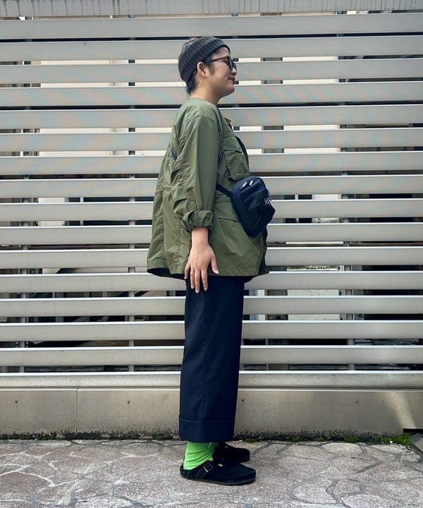 Kyooka Sayakaさんの「BEAMS WOMEN｜ソリッド ミリタリー ブルゾン ノーカラー」を使ったコーディネート
