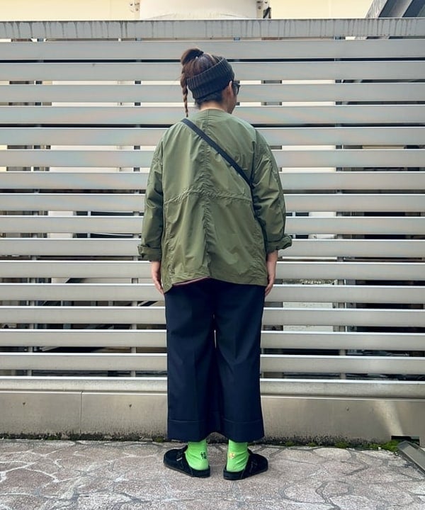 Kyooka Sayakaさんの「BEAMS WOMEN｜ソリッド ミリタリー ブルゾン ノーカラー」を使ったコーディネート
