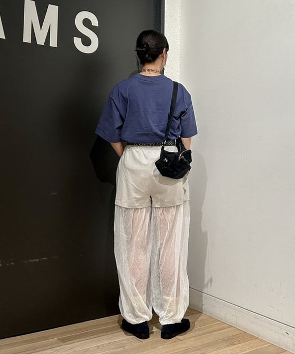 早川 萌子さんの「BEAMS WOMEN｜Lee / BULLDOG PRINT S/S TEE」を使ったコーディネート