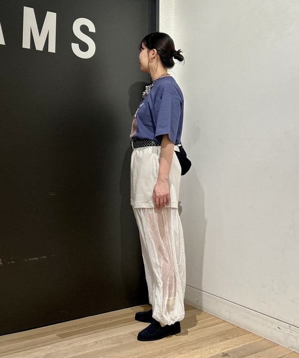 早川 萌子さんの「BEAMS WOMEN｜Lee / BULLDOG PRINT S/S TEE」を使ったコーディネート