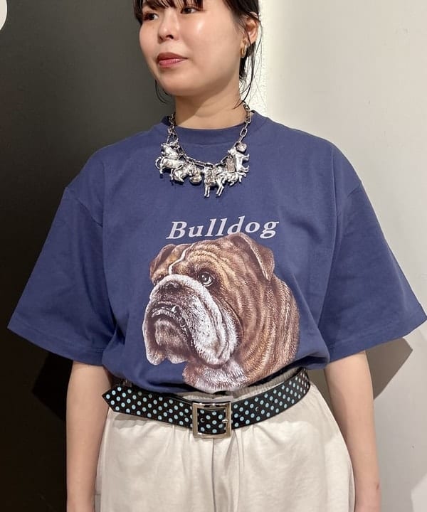 早川 萌子さんの「BEAMS WOMEN｜Lee / BULLDOG PRINT S/S TEE」を使ったコーディネート