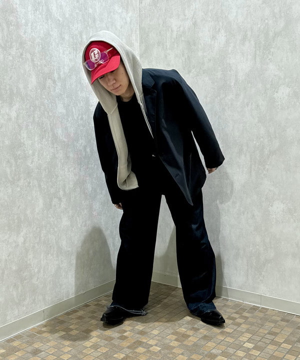 配島 孝明さんの「BEAMS WOMEN｜イージー ジャケット」を使ったコーディネート