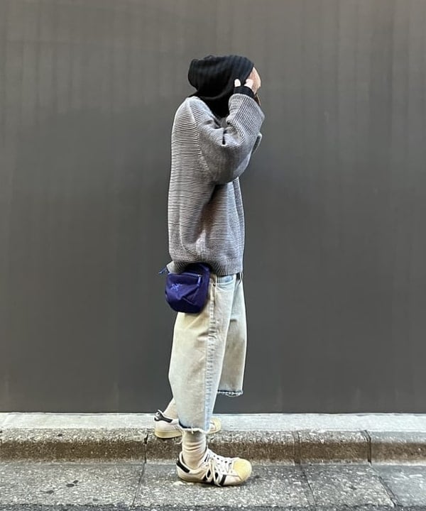 菊田 悠さんの「BEAMS WOMEN｜ヘザー メッシュ クルーネックニット」を使ったコーディネート