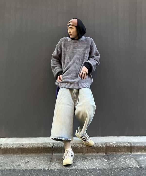 菊田 悠さんの「BEAMS WOMEN｜ヘザー メッシュ クルーネックニット」を使ったコーディネート
