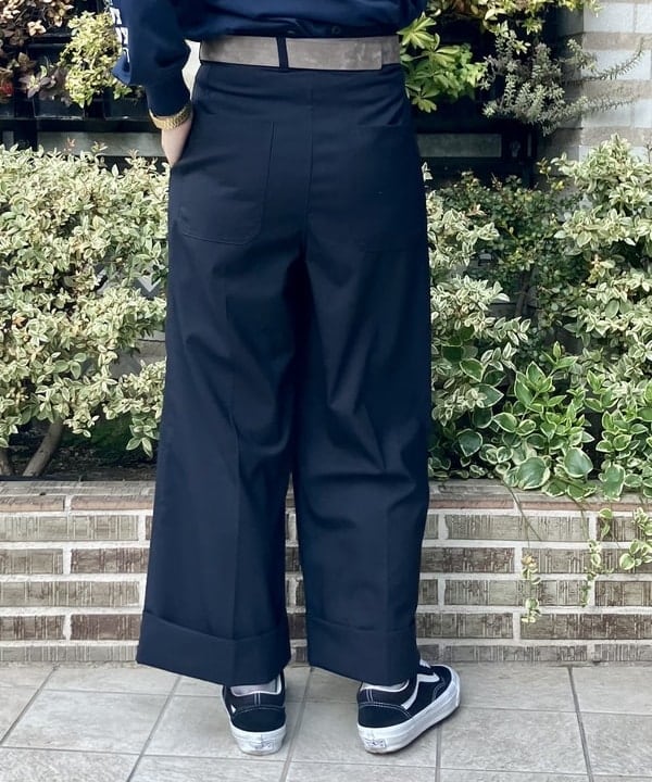 小原 もこさんの「BEAMS WOMEN｜【別注】orSlow / デニム カットオフ ベスト」を使ったコーディネート