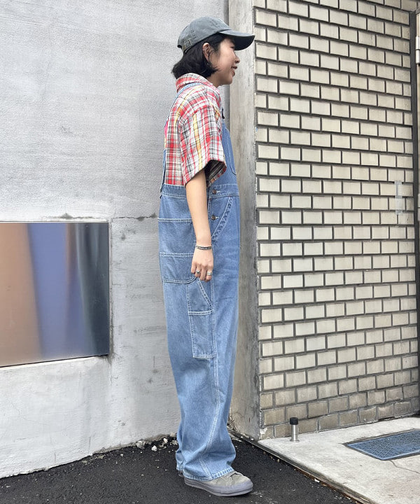 ミナミマリコさんの「BEAMS WOMEN｜【別注】BIGMAC / デニム オーバーオール 25SS」を使ったコーディネート