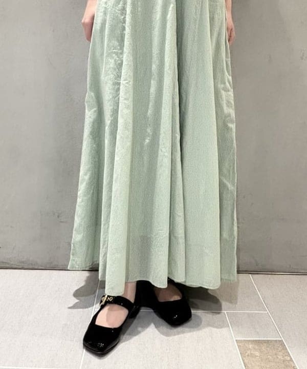 坂本 涼花さんの「BEAMS WOMEN｜les bon bon / ヴィクトリア モデレート ネックレス イエローゴールド」を使ったコーディネート