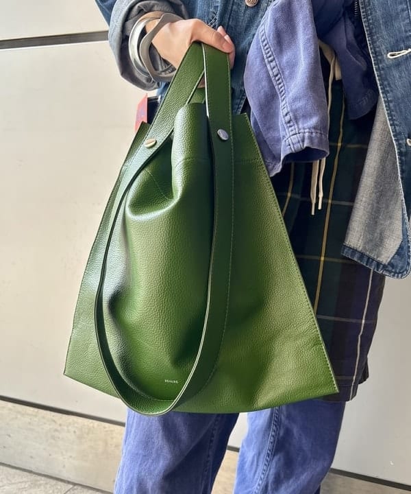 みりさんの「BEAURE &times; Ray BEAMS / 別注 2WAY バッグ」を使ったコーディネート