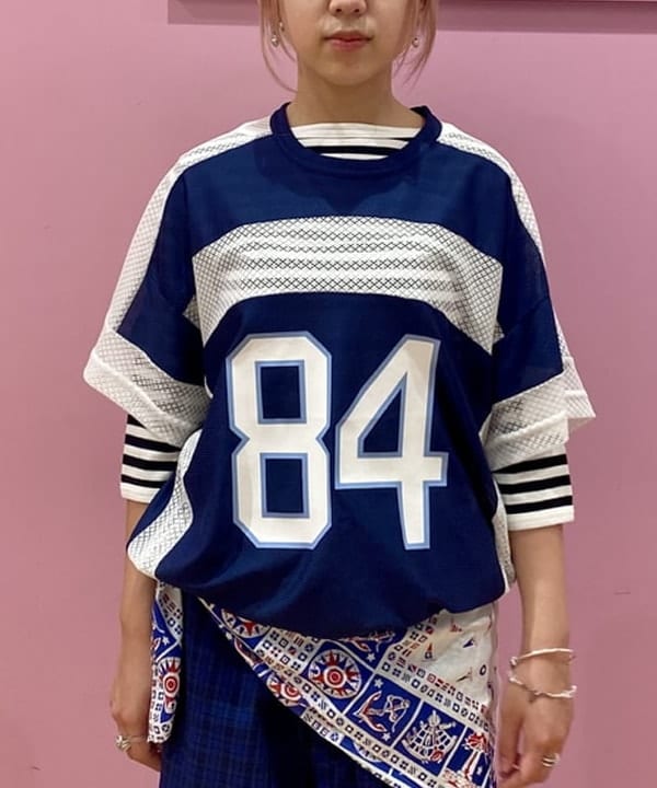 榎本 葵さんの「BEAMS WOMEN｜【別注】BINDU / マリン スカーフ」を使ったコーディネート
