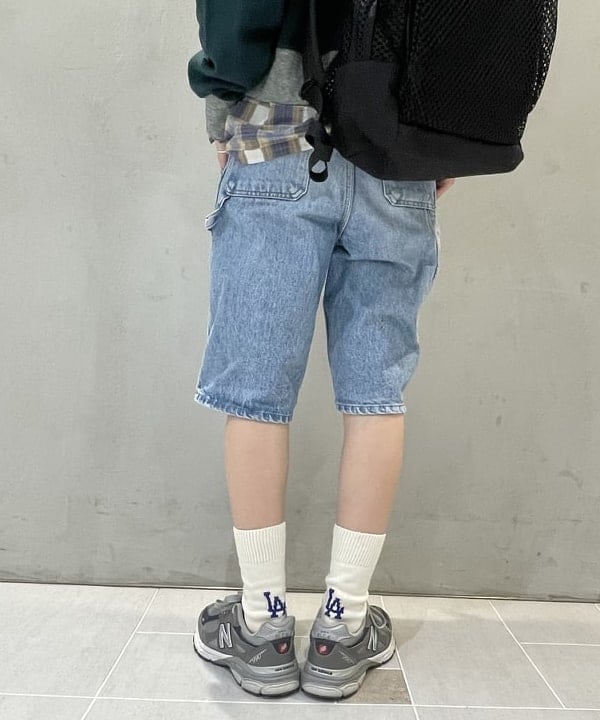 津藤 理佐子さんの「BEAMS WOMEN｜レトロ フィット ジップ フーディー」を使ったコーディネート